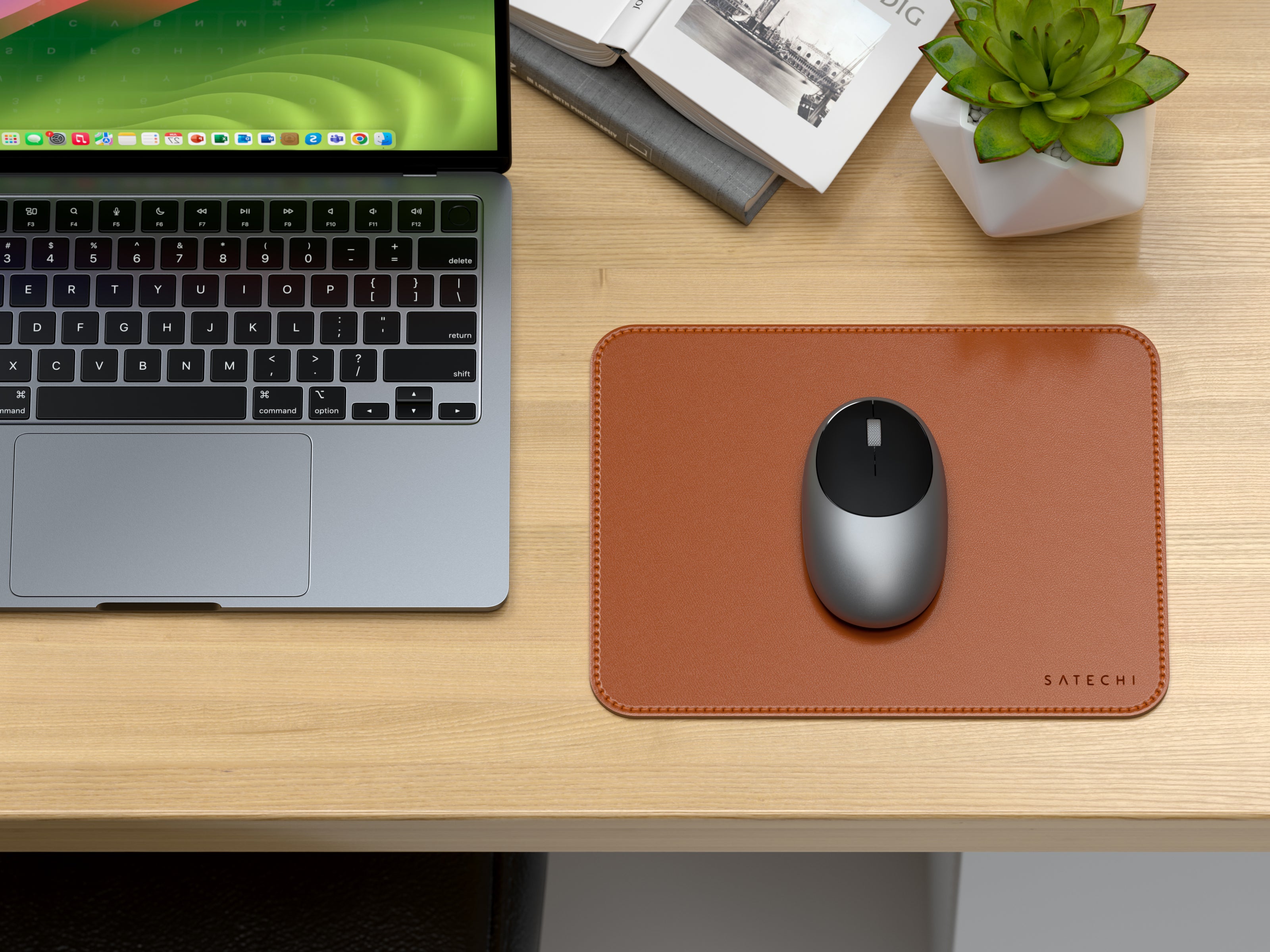 Подложка за мишка Satechi Vegan-Leather Premium Mouse Pad - кафяв